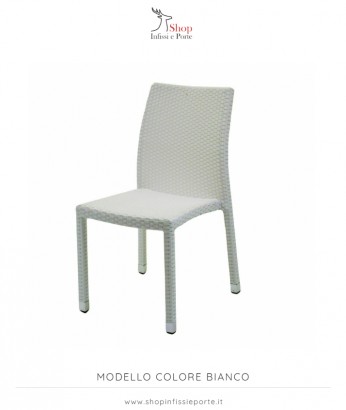 Sedia in polyrattan impilabile